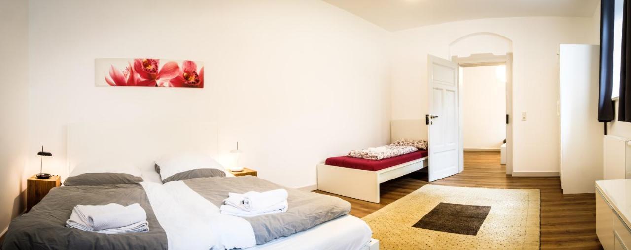 Wunderschoene In Sanierter Villa! Incl Wifi Appartement *