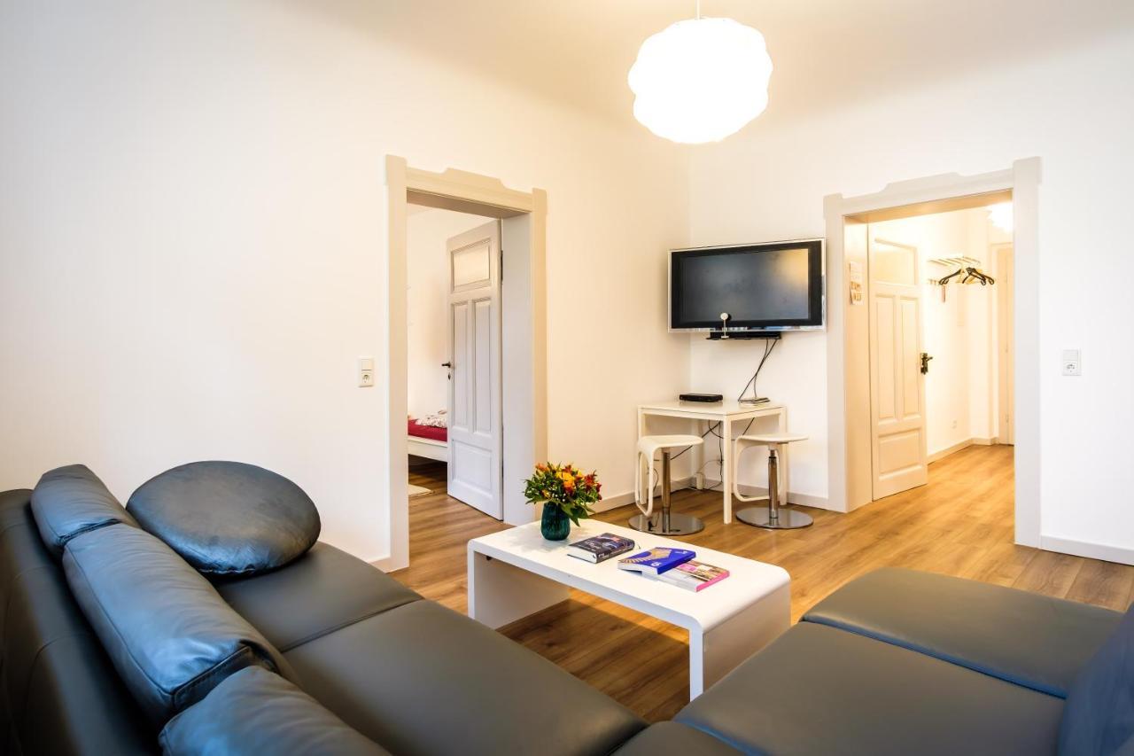Apartment Wunderschoene In Sanierter Villa! Incl Wifi
